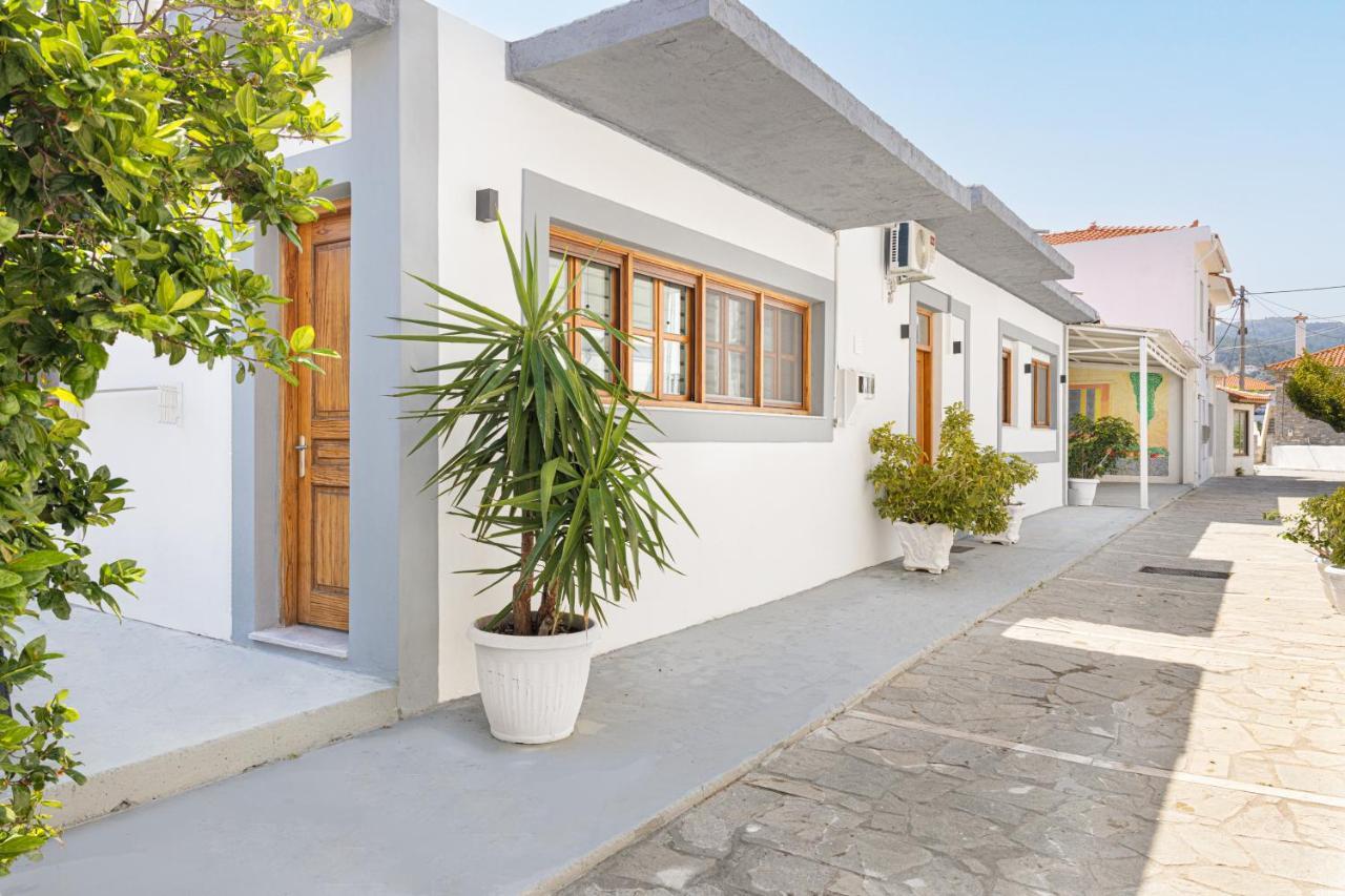 Fiera Luxury Apartments. Kokkari Exterior foto